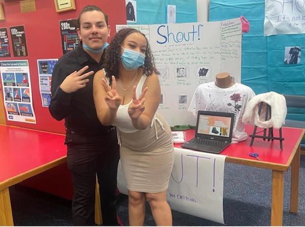 Juan and Carelize “shout” a clothing boutique business.