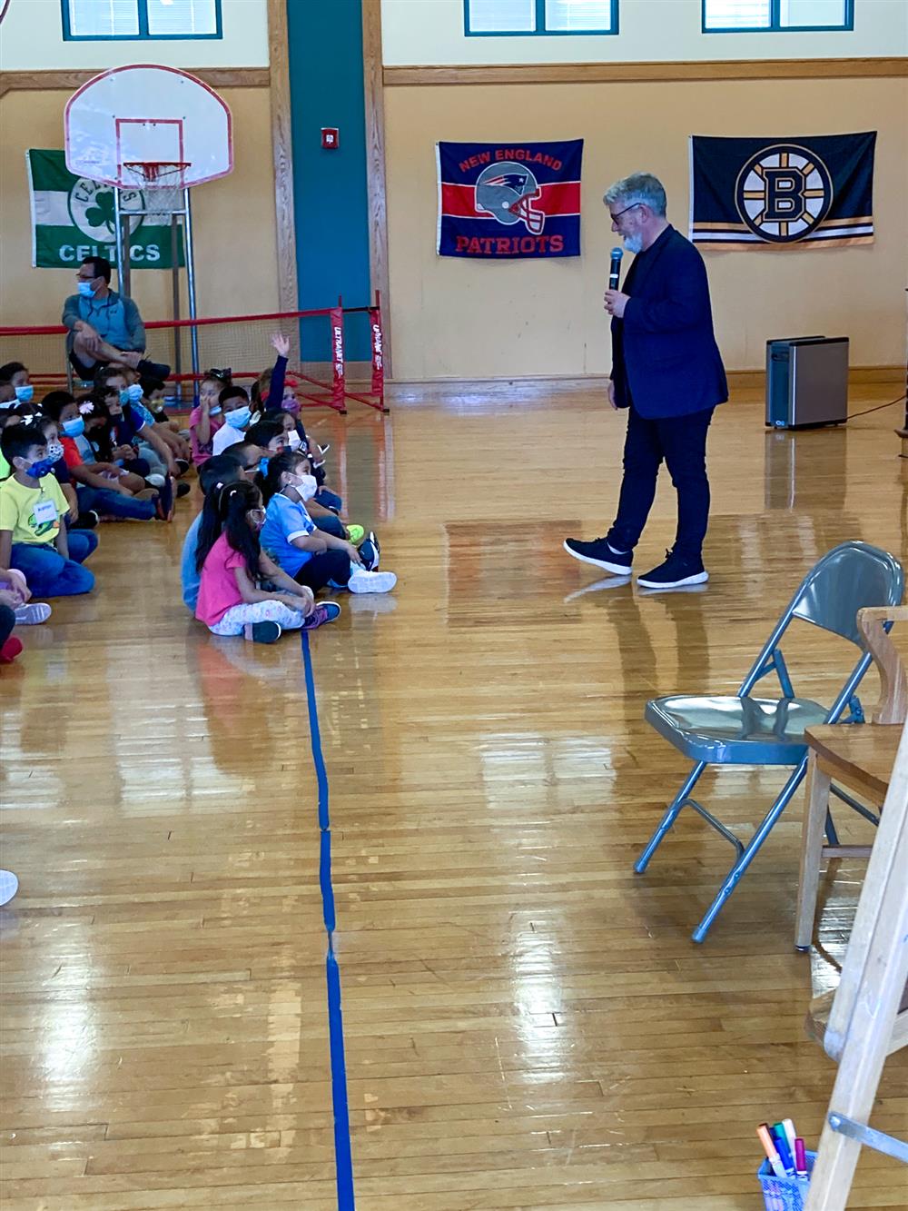 Students at the ELC listen to Peter Reynolds present on Friday.